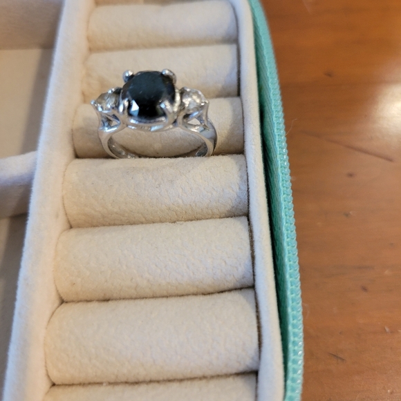 10ct Gold Black Diamond 2.25ct + 2 Brilliant Side Clear Diamonds With Apprasial - Picture 12 of 13